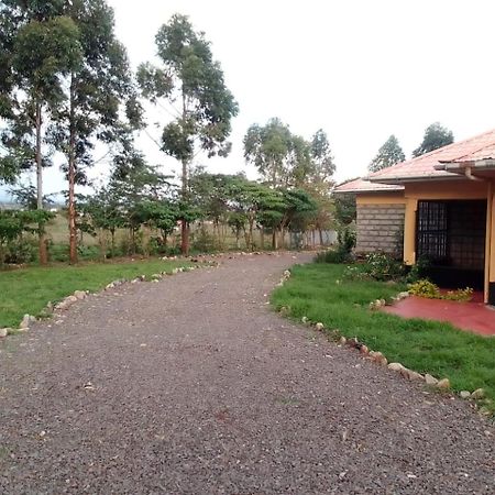 Narok Esniko Villa מראה חיצוני תמונה