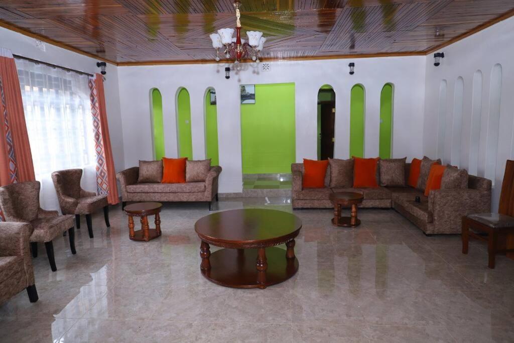 Narok Esniko Villa מראה חיצוני תמונה